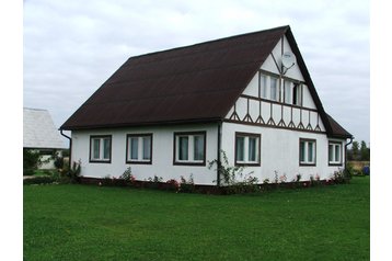 Letonia Privát Jauncode, Exterior